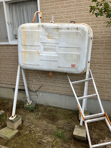 地震で傾いたホームタンクの交換・移設実績｜八戸市